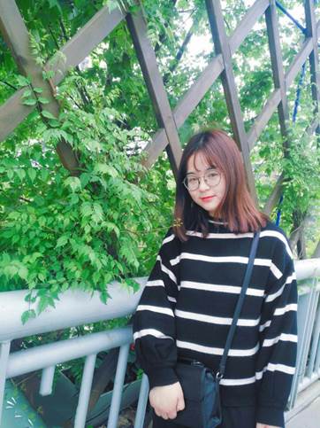 1525403018495640.jpg 说明: 张思甜